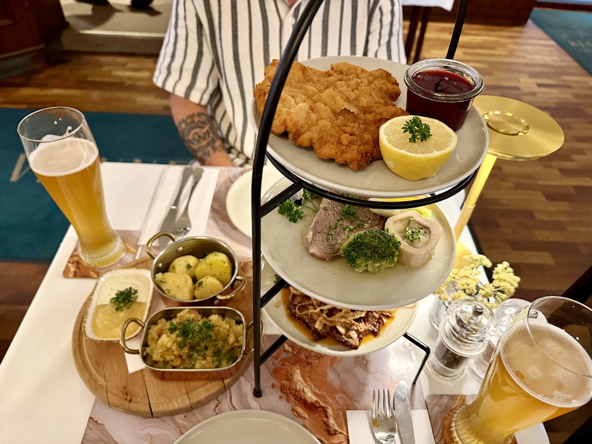 Restaurant Vienne/OnurChefs — Restaurant
