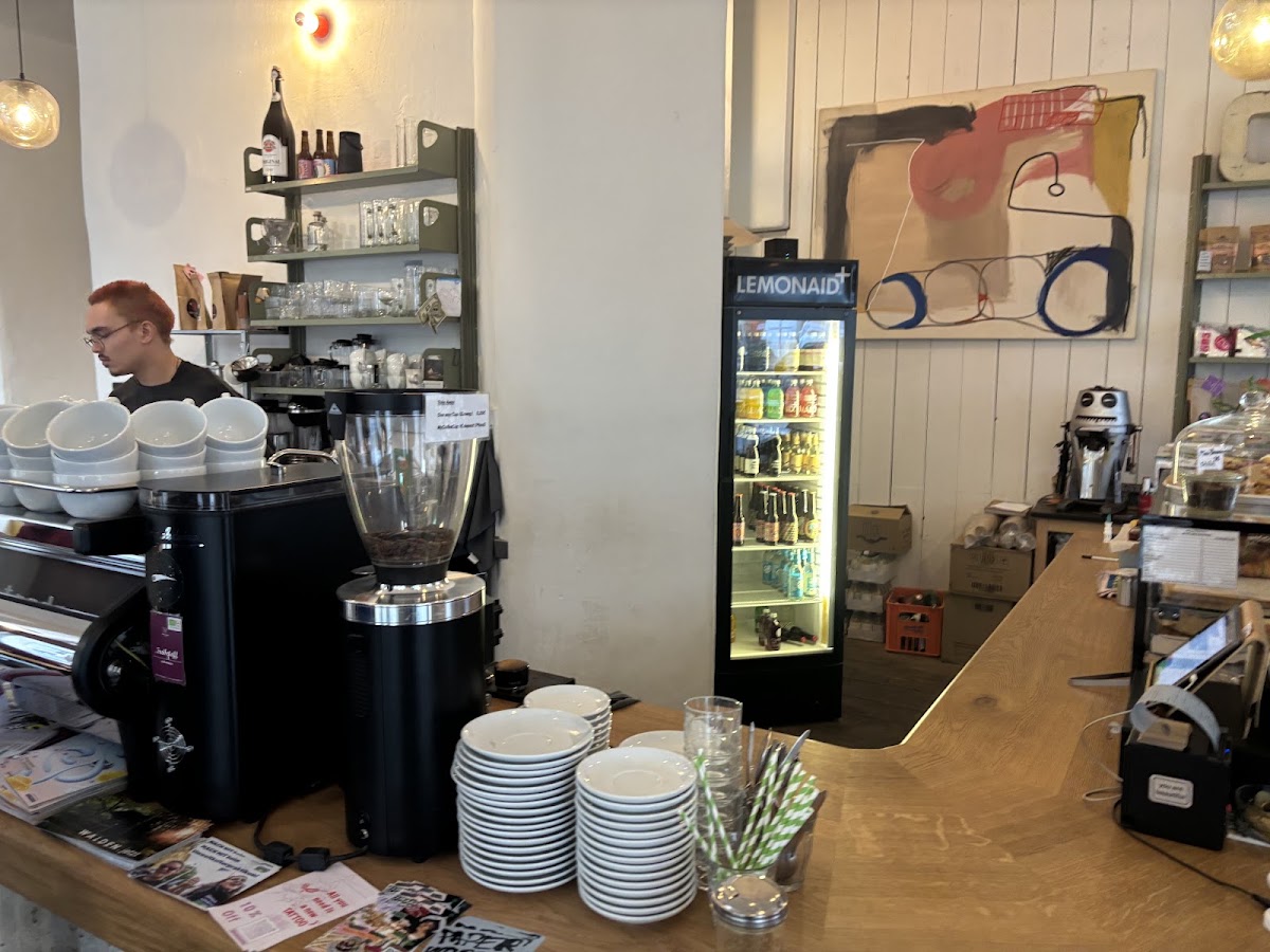 Café Comet — Cafe