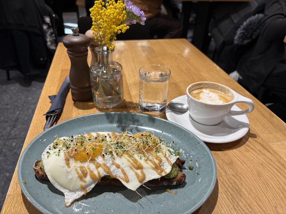 GOTA Coffee experts — Cafe