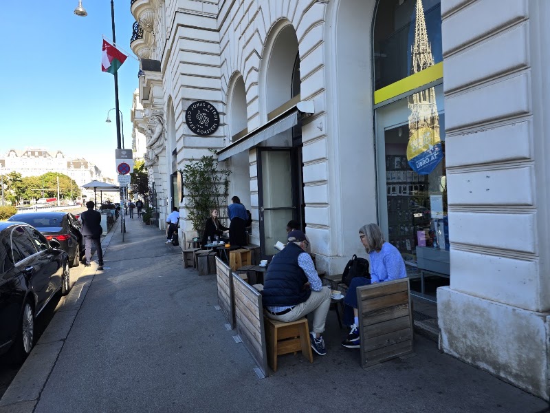 Jonas Reindl Coffee Roasters
