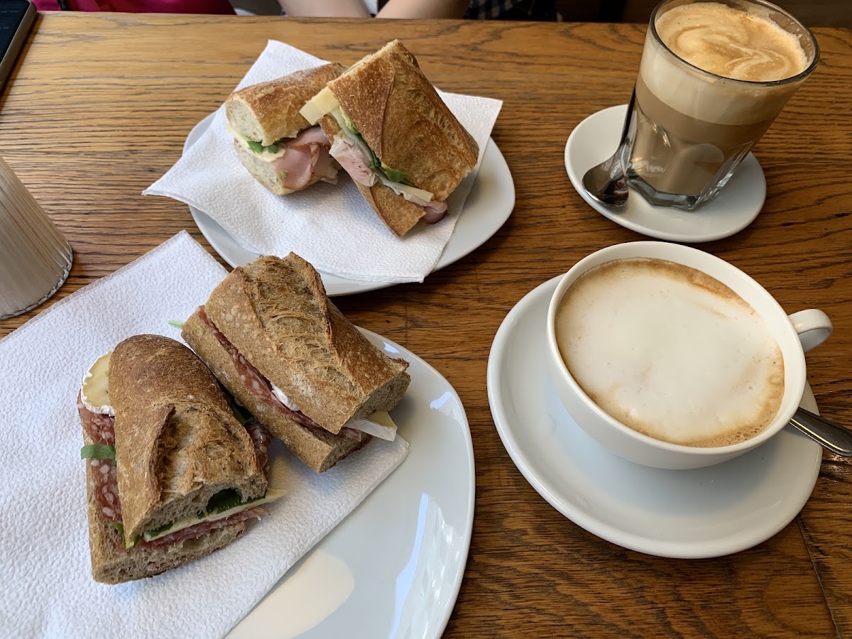 Pane è Cafe — Cafe